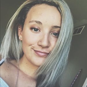 Meet your Posher, Kaylin